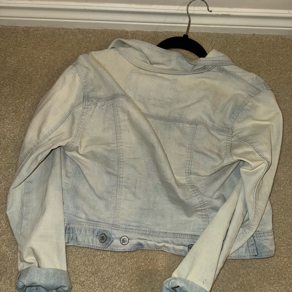 Wallflower Light Wash Jean Jacket - Picture 4 of 4